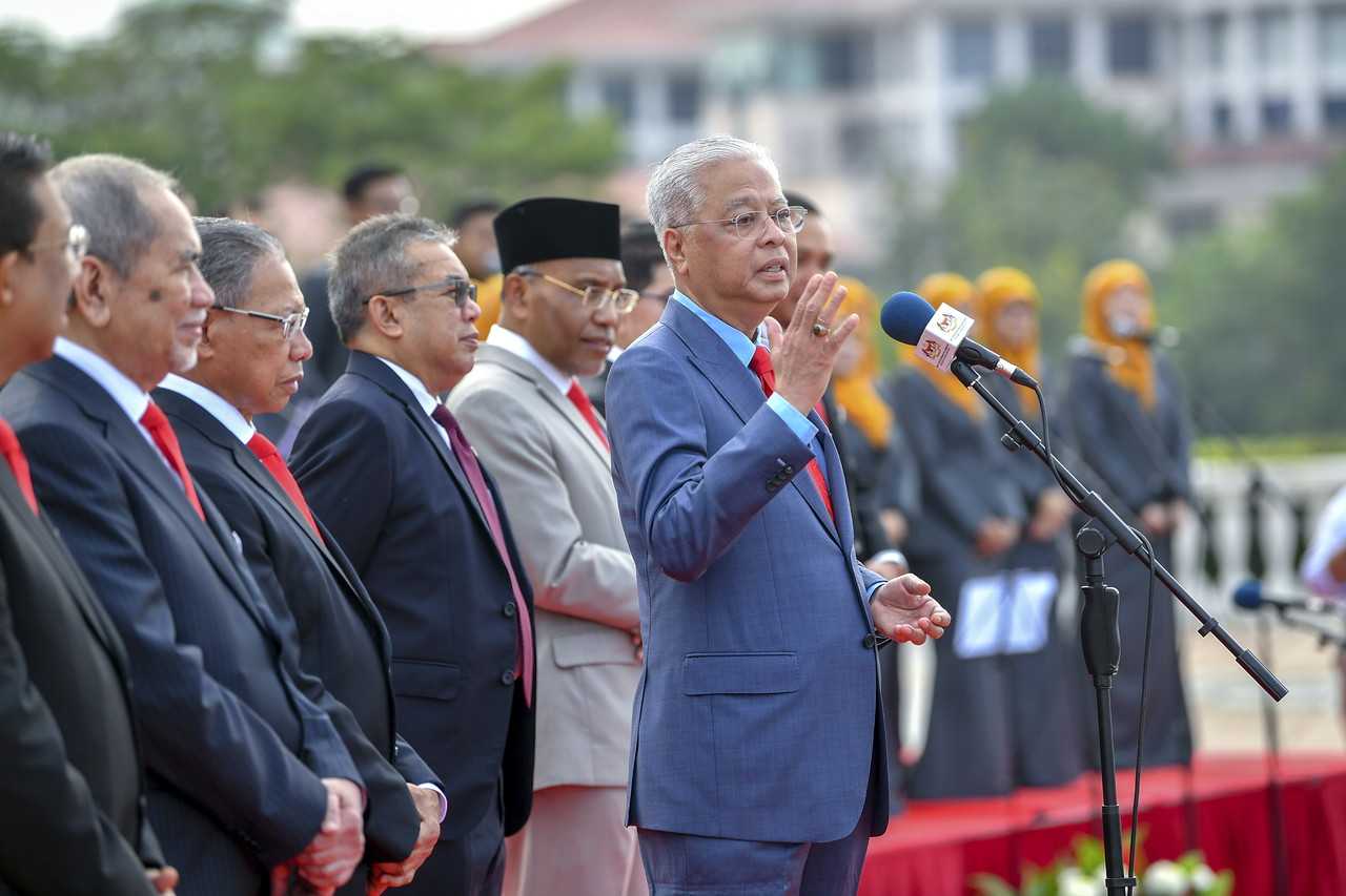 View me as head of govt, not political party leader, Ismail tells civil ...
