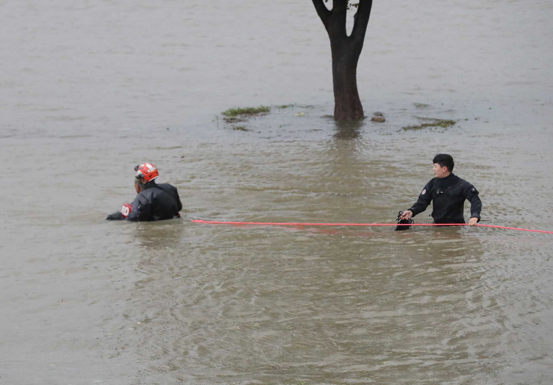 Thousands evacuate as Typhoon Hinnamnor hits South Korea | MalaysiaNow