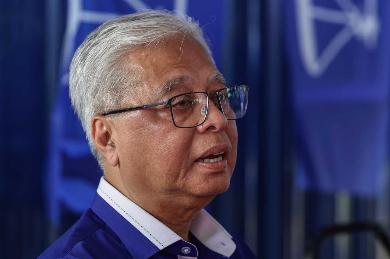 52% of voters believe Ismail should continue as PM, survey shows ...