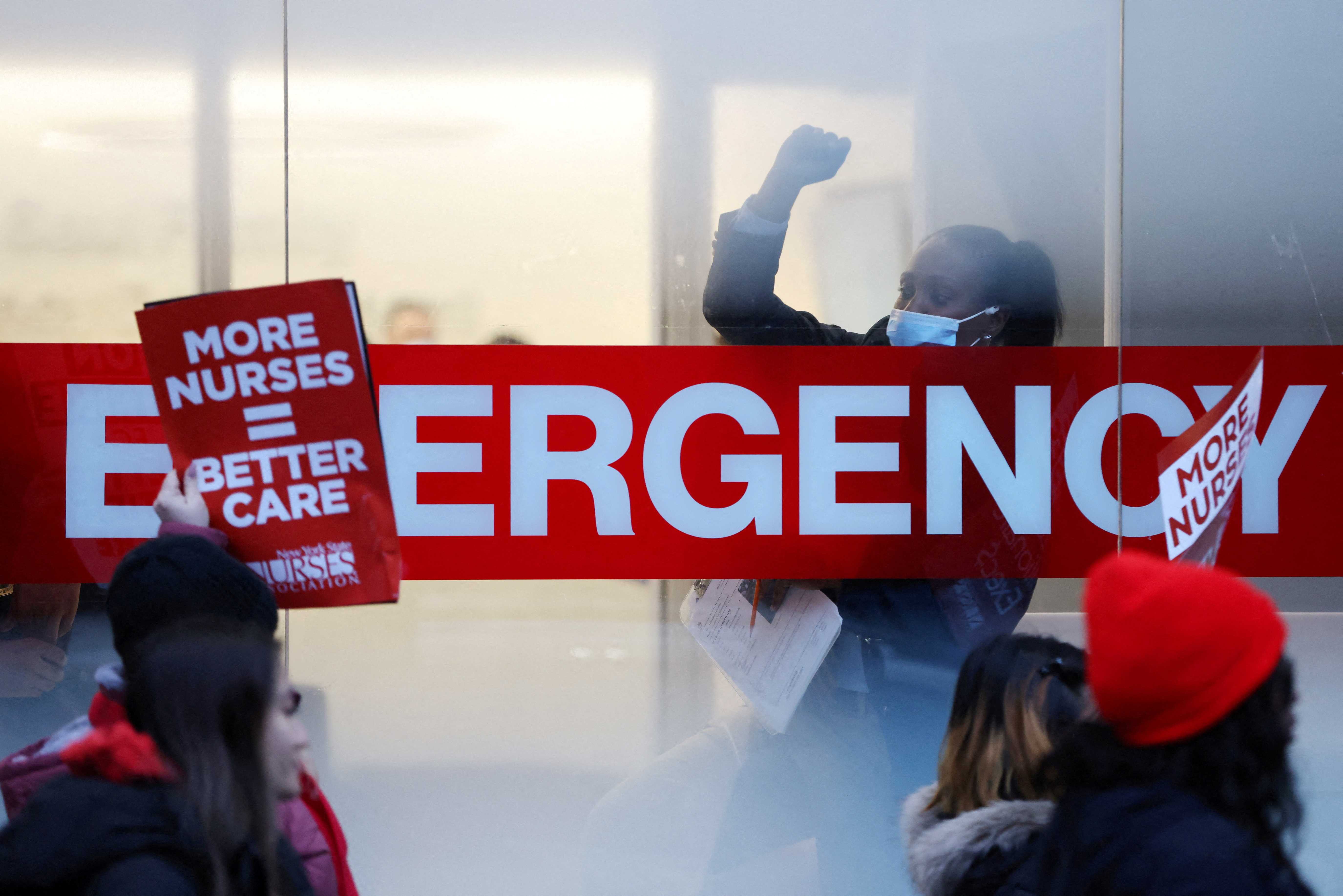 More than 7,000 nurses go on strike in New York City | MalaysiaNow