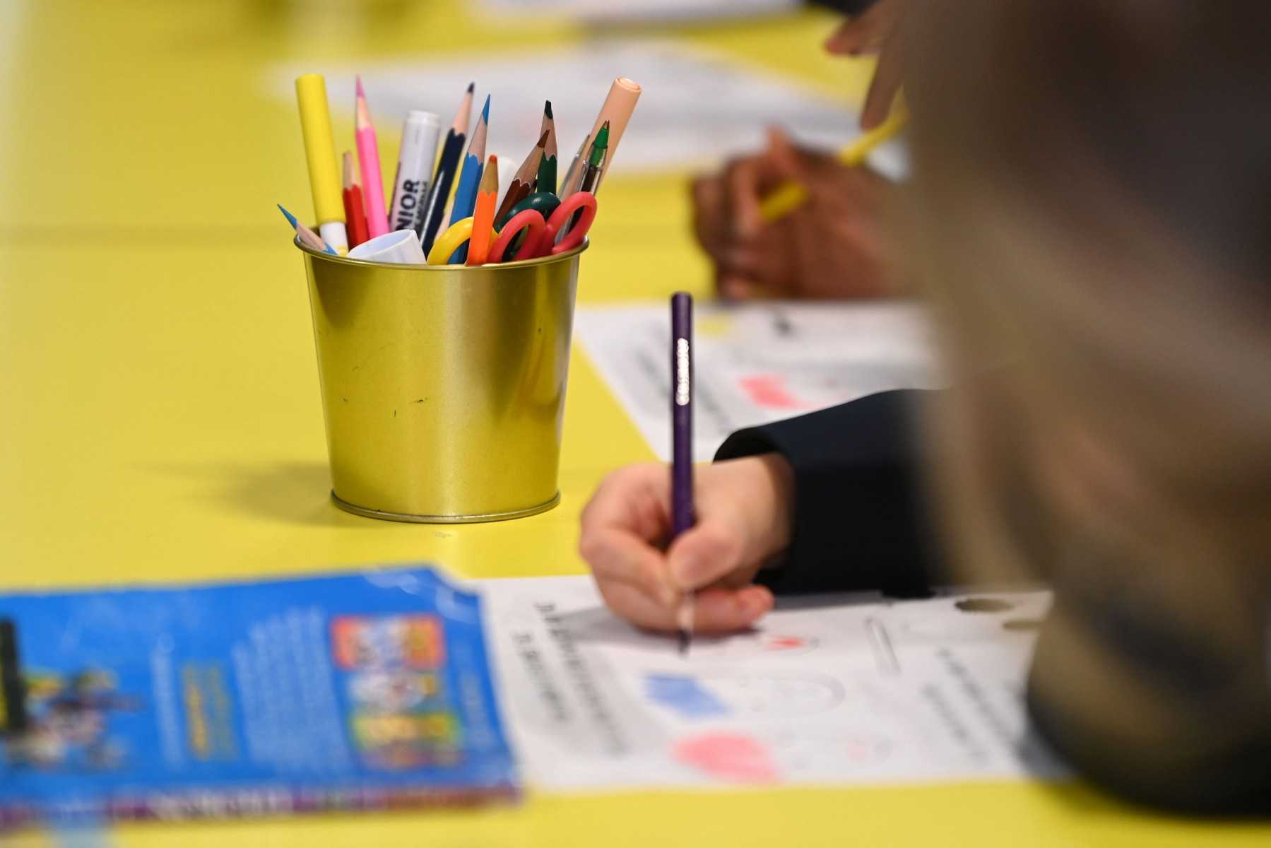uk-teachers-announce-strike-adding-to-wave-of-industrial-action