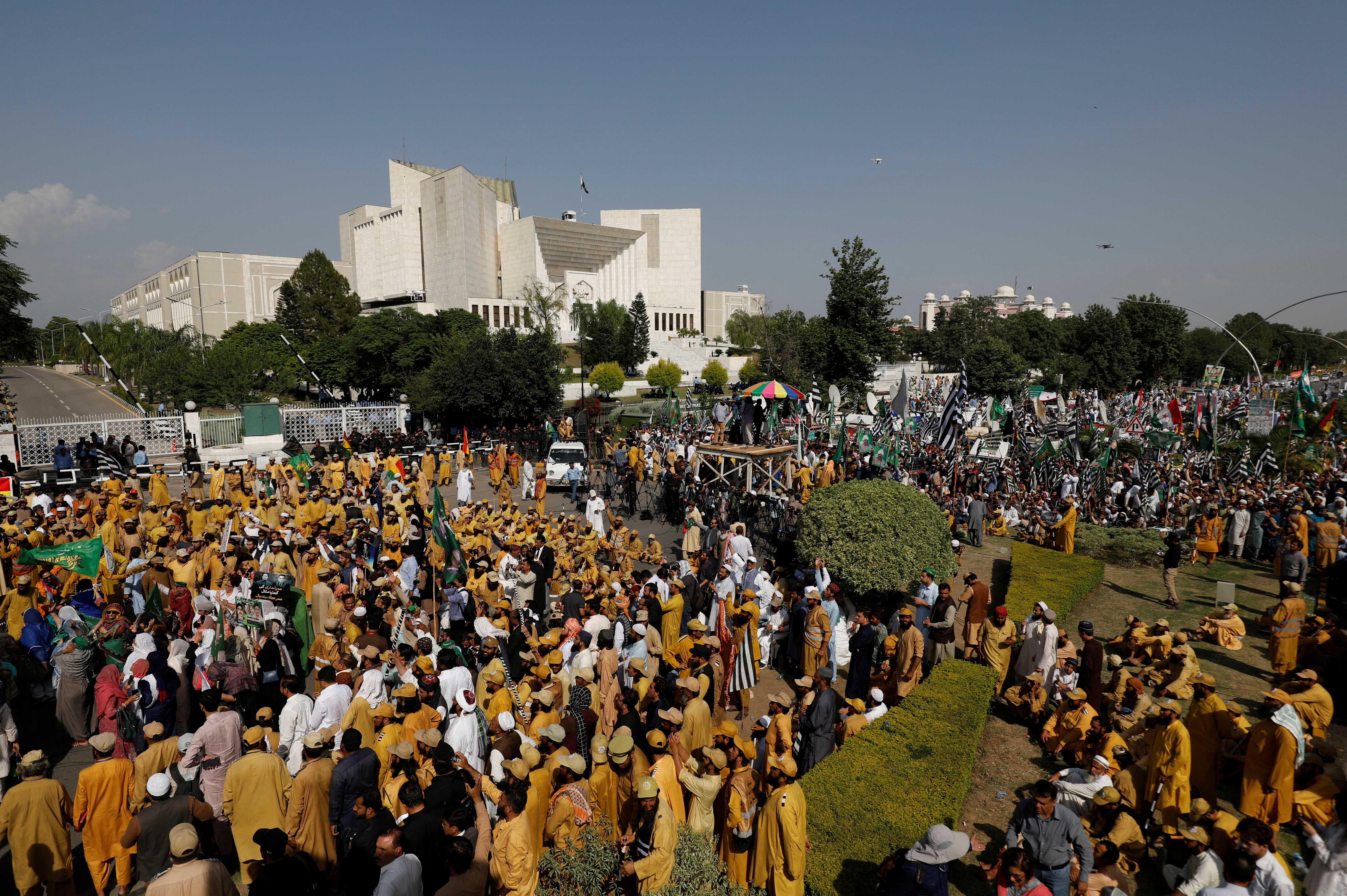 Pakistan hands over 33 pro-Khan protesters for trial in military courts ...