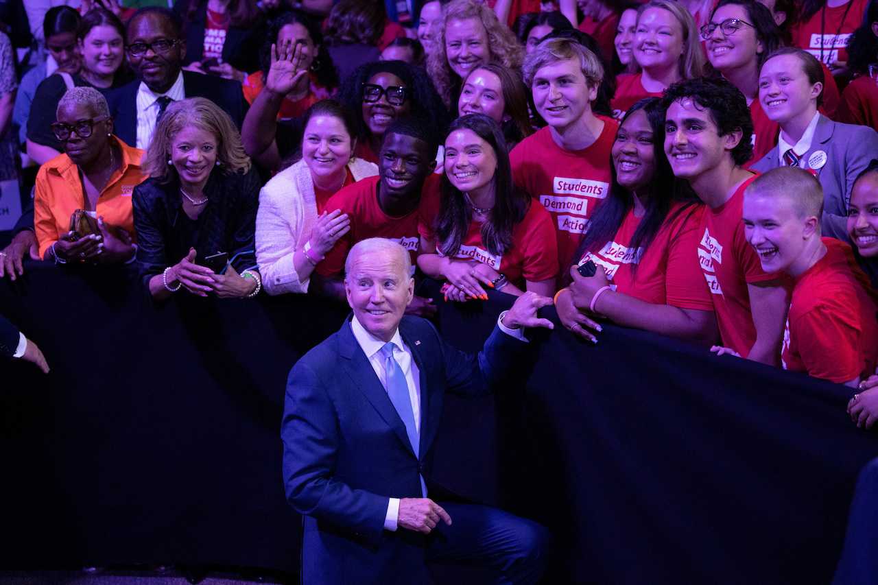 Biden royally baffles audience with 'God save the queen, man' | MalaysiaNow
