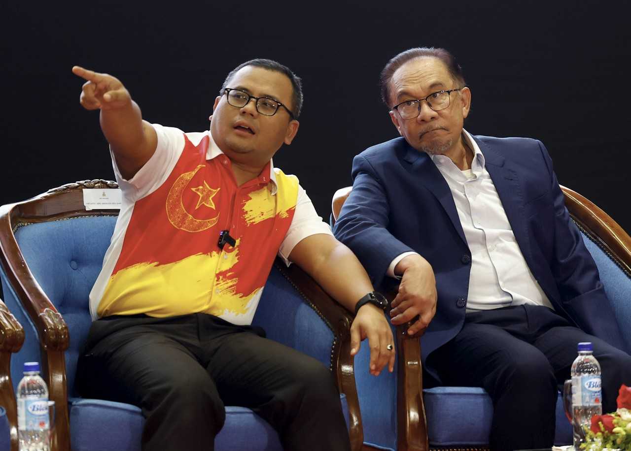 Amirudin doesn't trust Anwar, ex-PKR comrade says | MalaysiaNow
