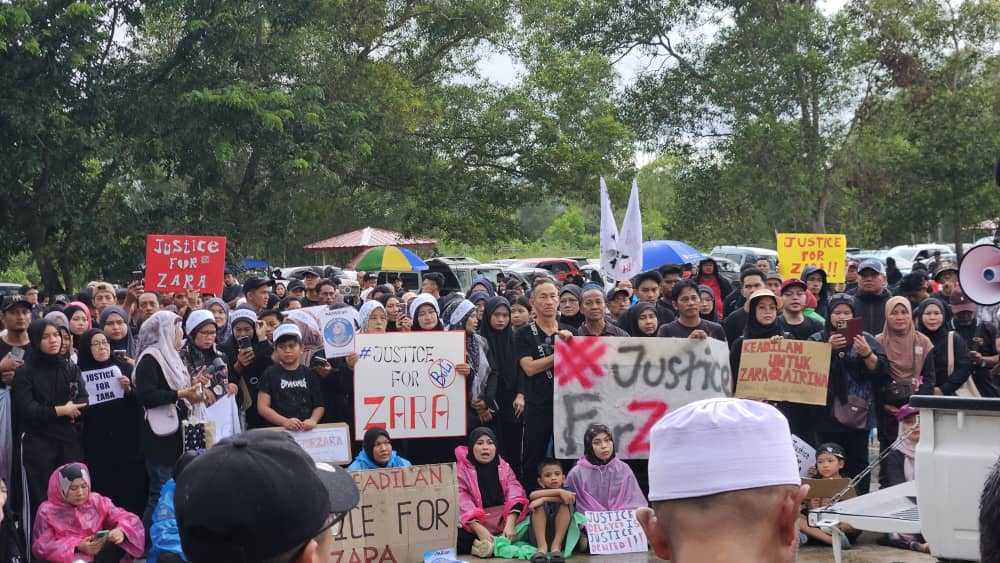 Zara_protest_Sabah_100825