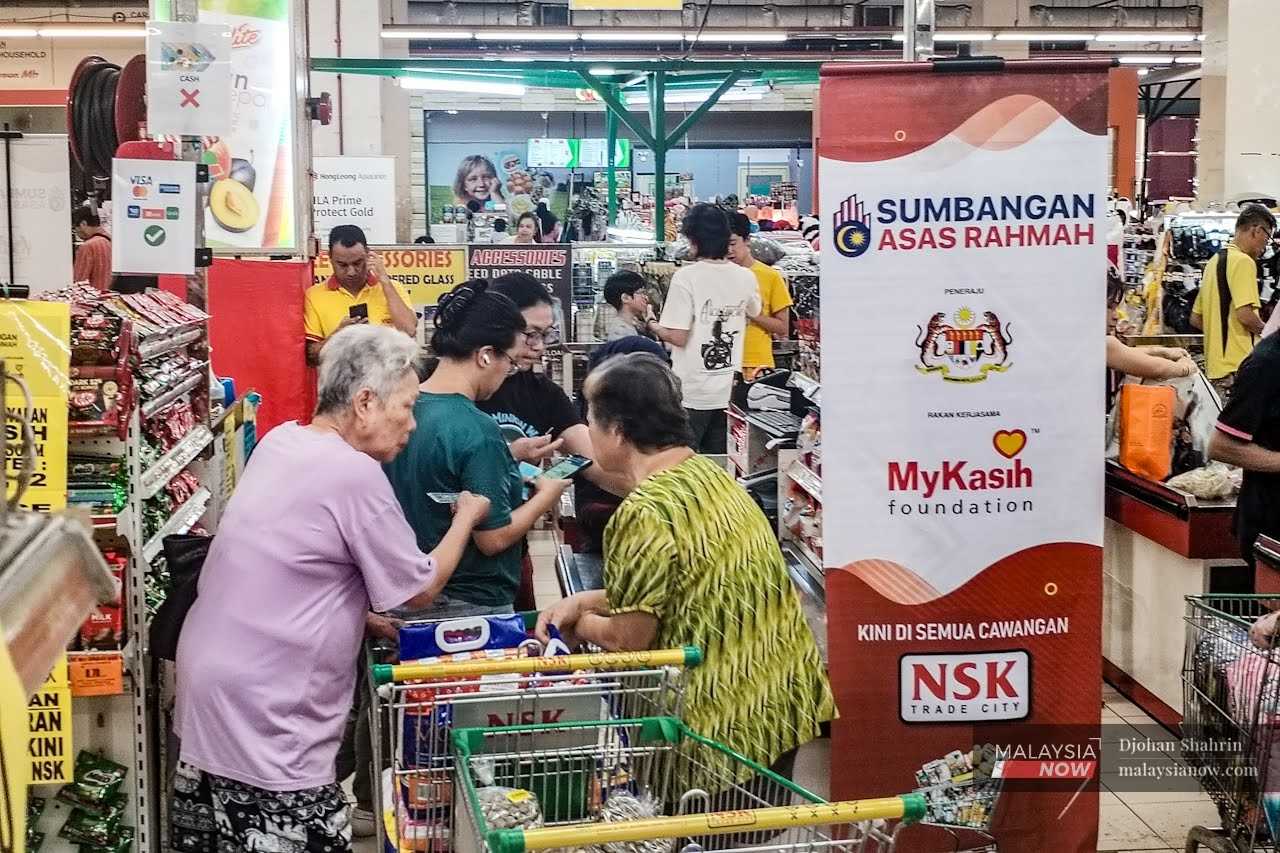 Sara100_supermarket3_Mnow_060925