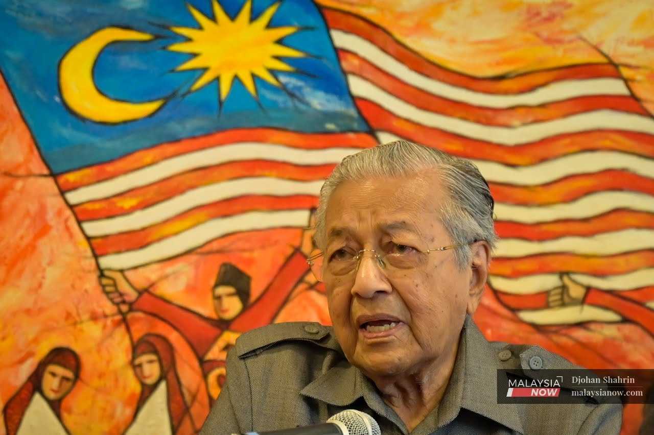I never thought I'd live to see this surrender, says Mahathir as anger boils over trade deal signed by Anwar