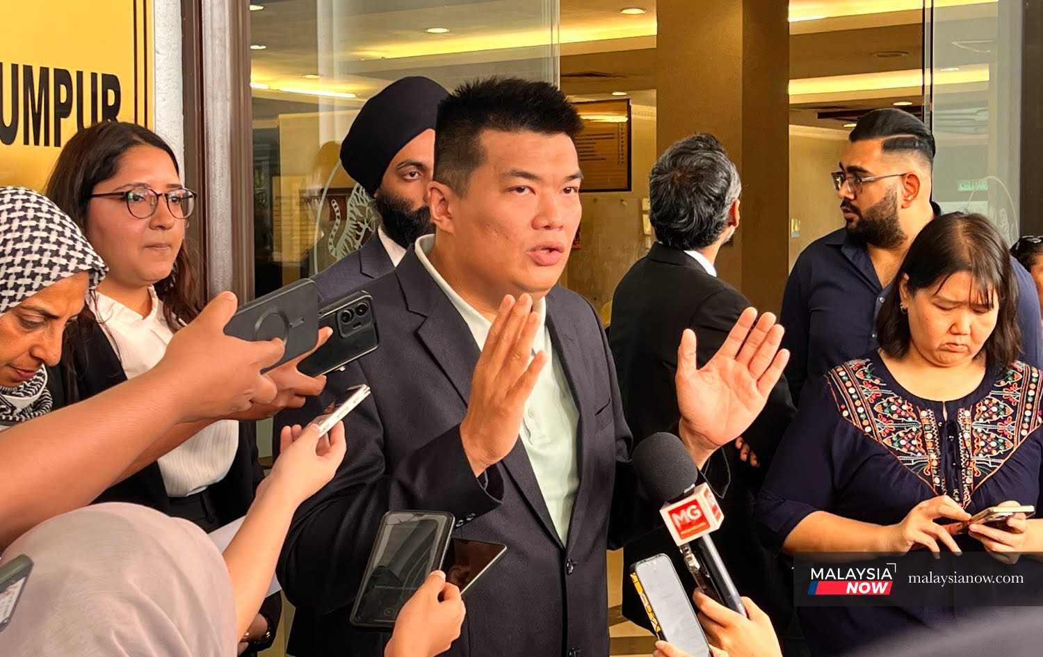 Anwar, I'm not afraid of you, but hands off my family, warns Albert Tei