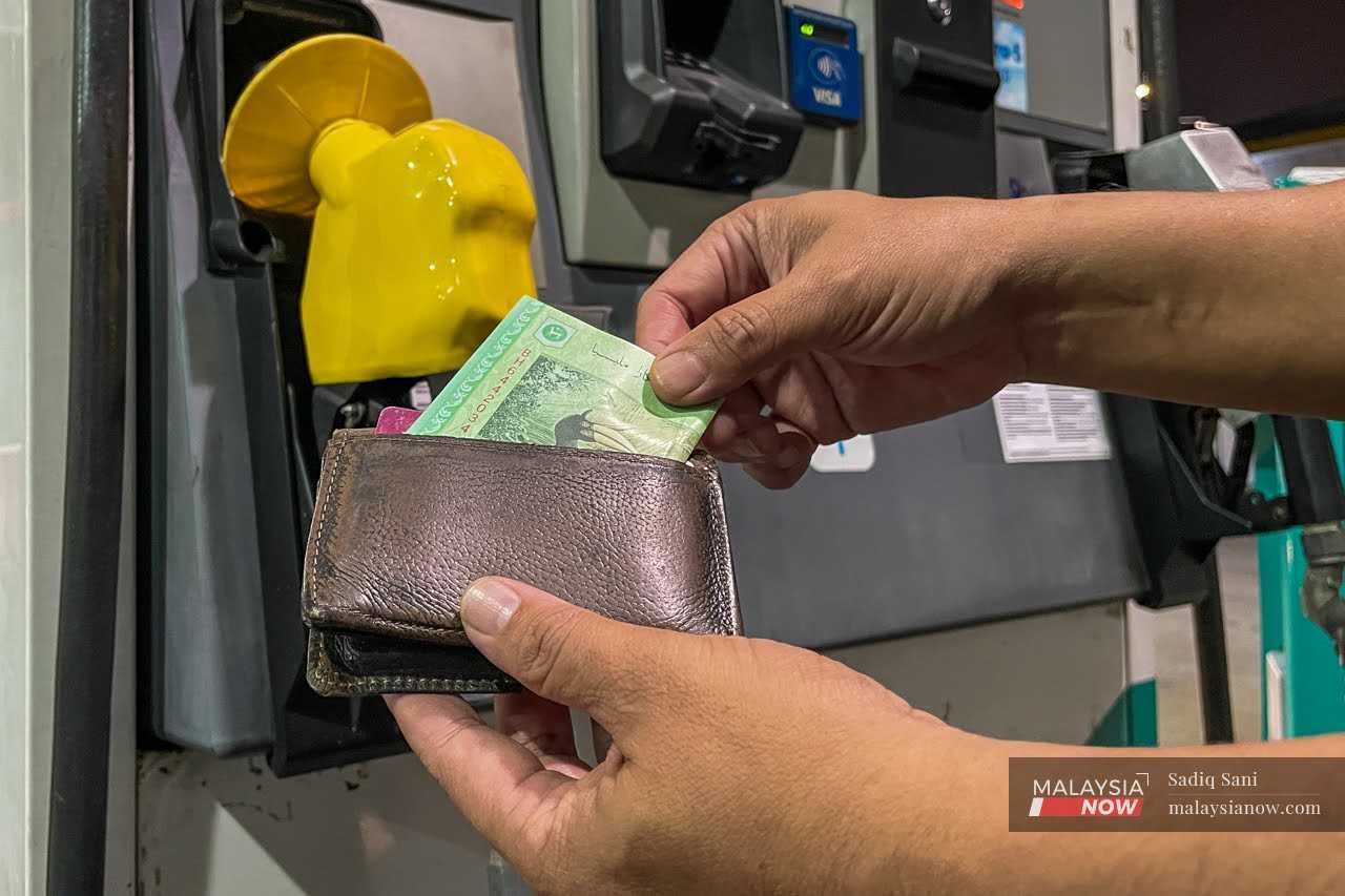 Millions of Malaysians may pay 50% more for fuel as govt mulls slashing monthly quota for subsidised RON95