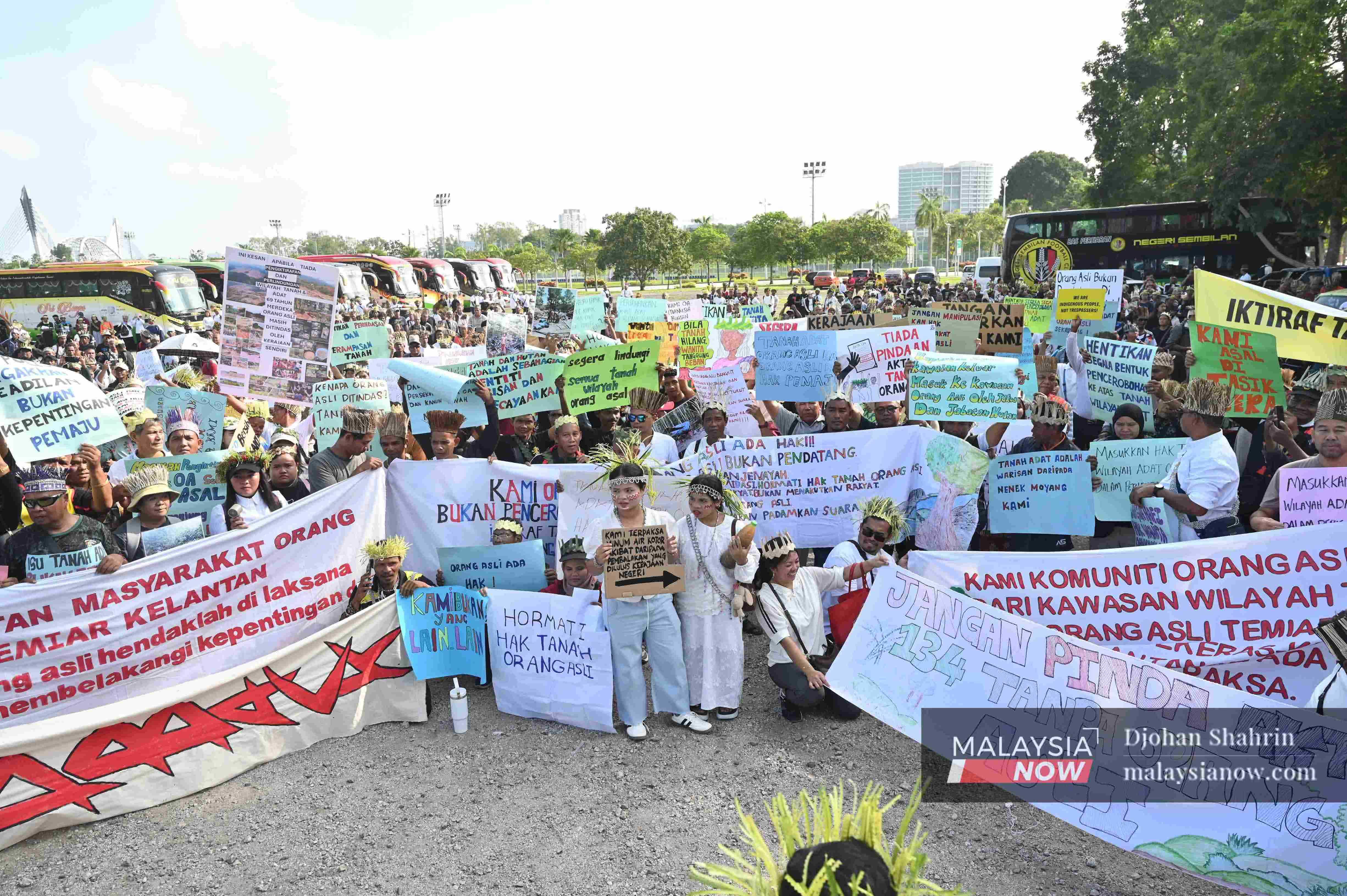 OrangAsli_protest2_Putrajaya_120626_Mnow