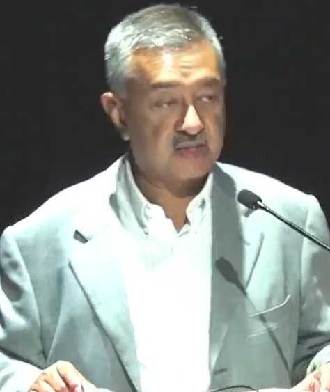 Mokhzani Mahathir.